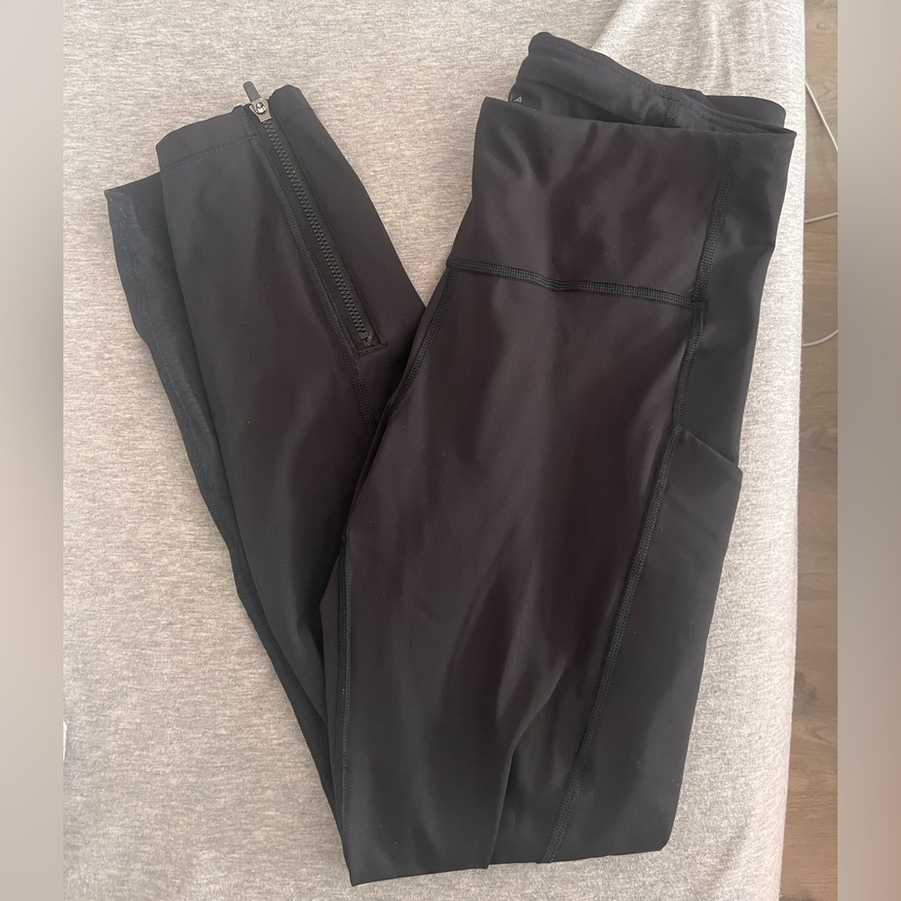 Athleta Ultimate Run 7/8 Tight Legging - Picture 3 of 6